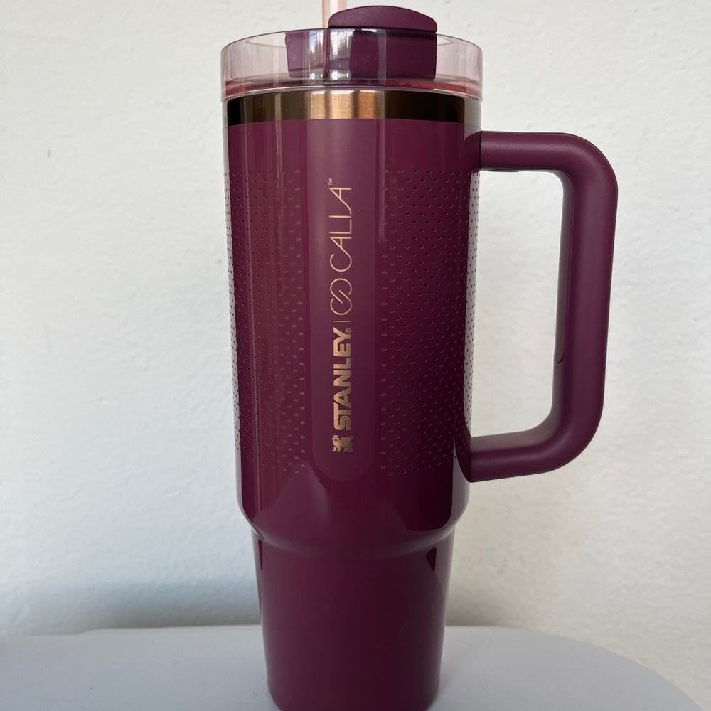 Stanley x Calia 30 oz quencher in red nectar